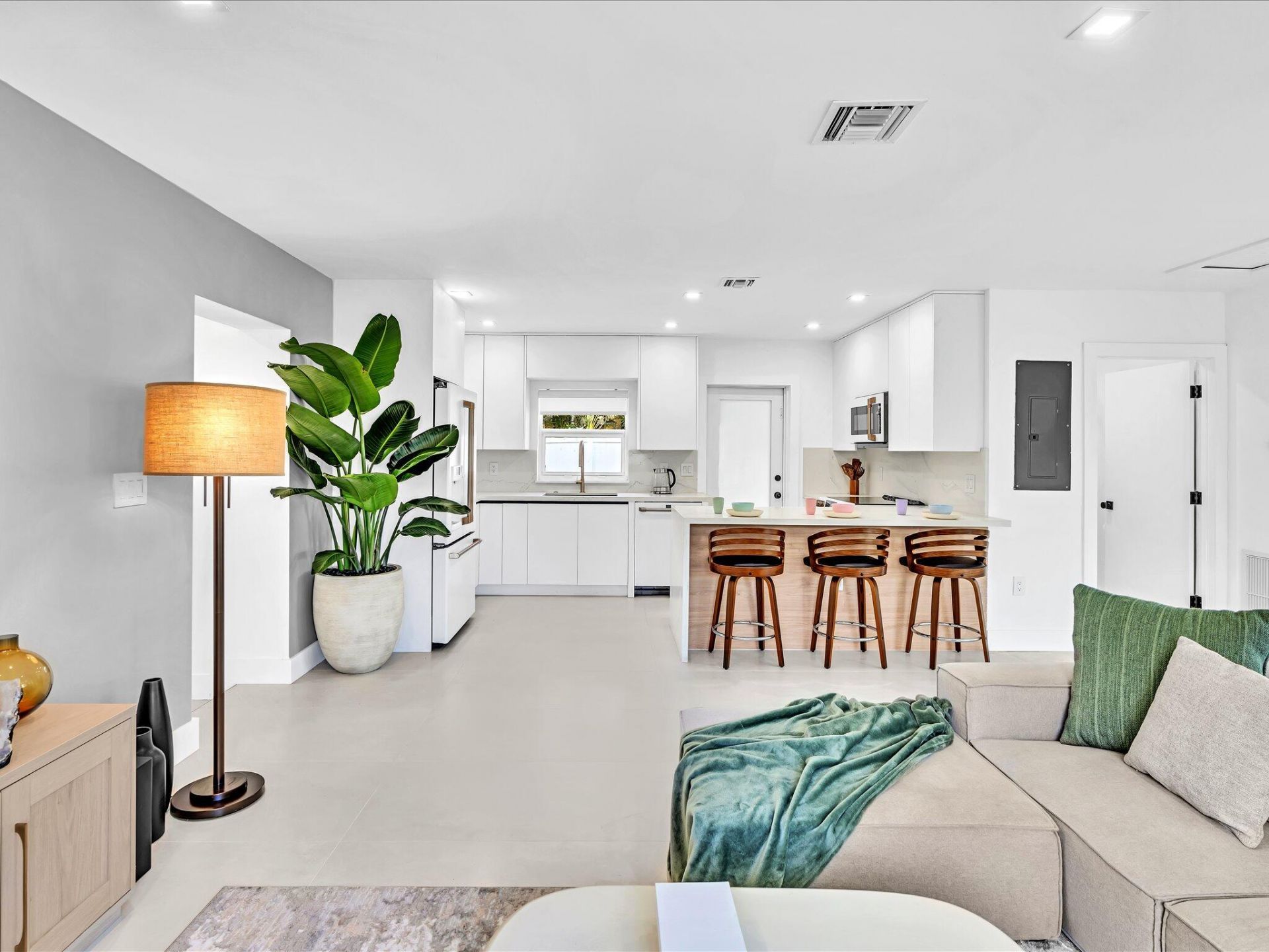 209 NE 27th Drive, Wilton Manors, FL 33334 Photo