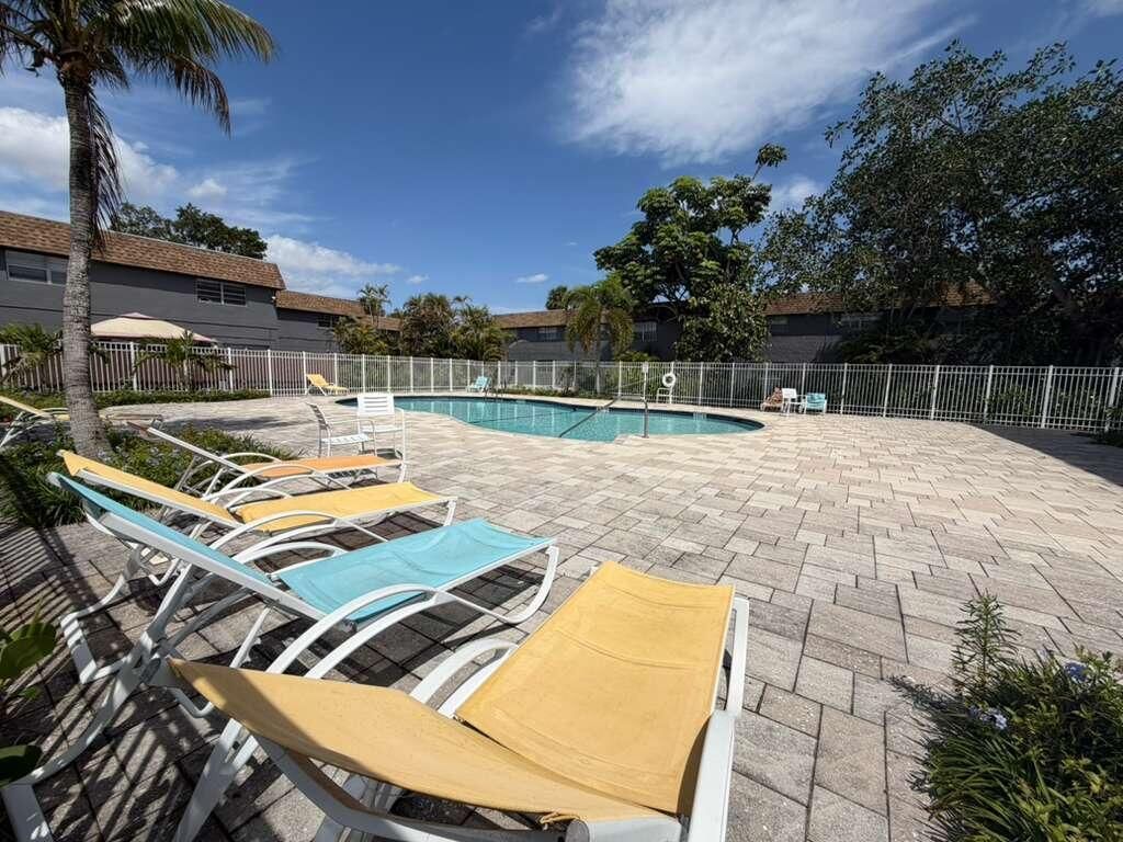 4869 NW 9th Drive, Unit 4869, Plantation, FL 33317 Photo