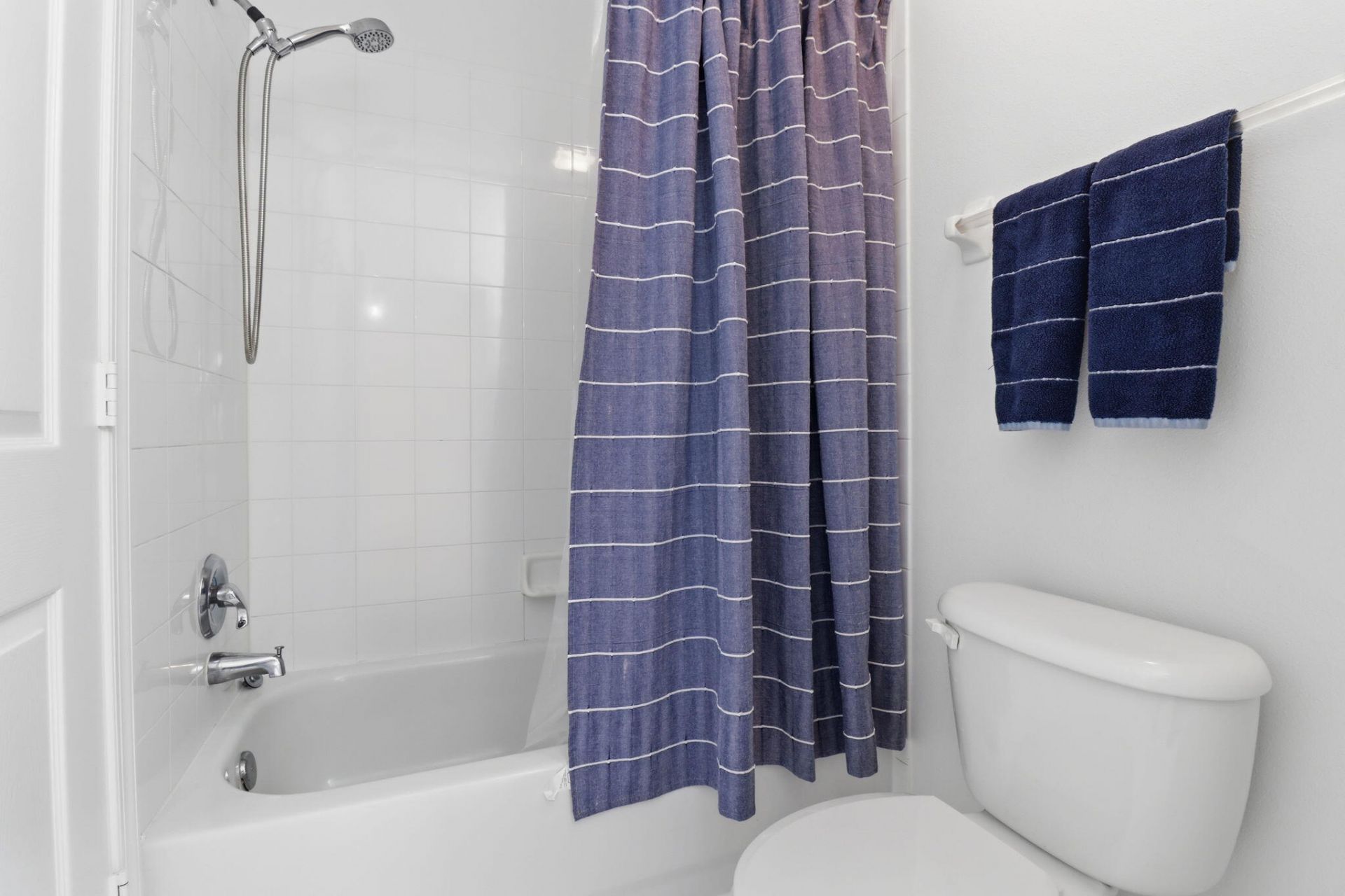 9069 Tremezzo Lane, Boynton Beach, FL 33472 Photo