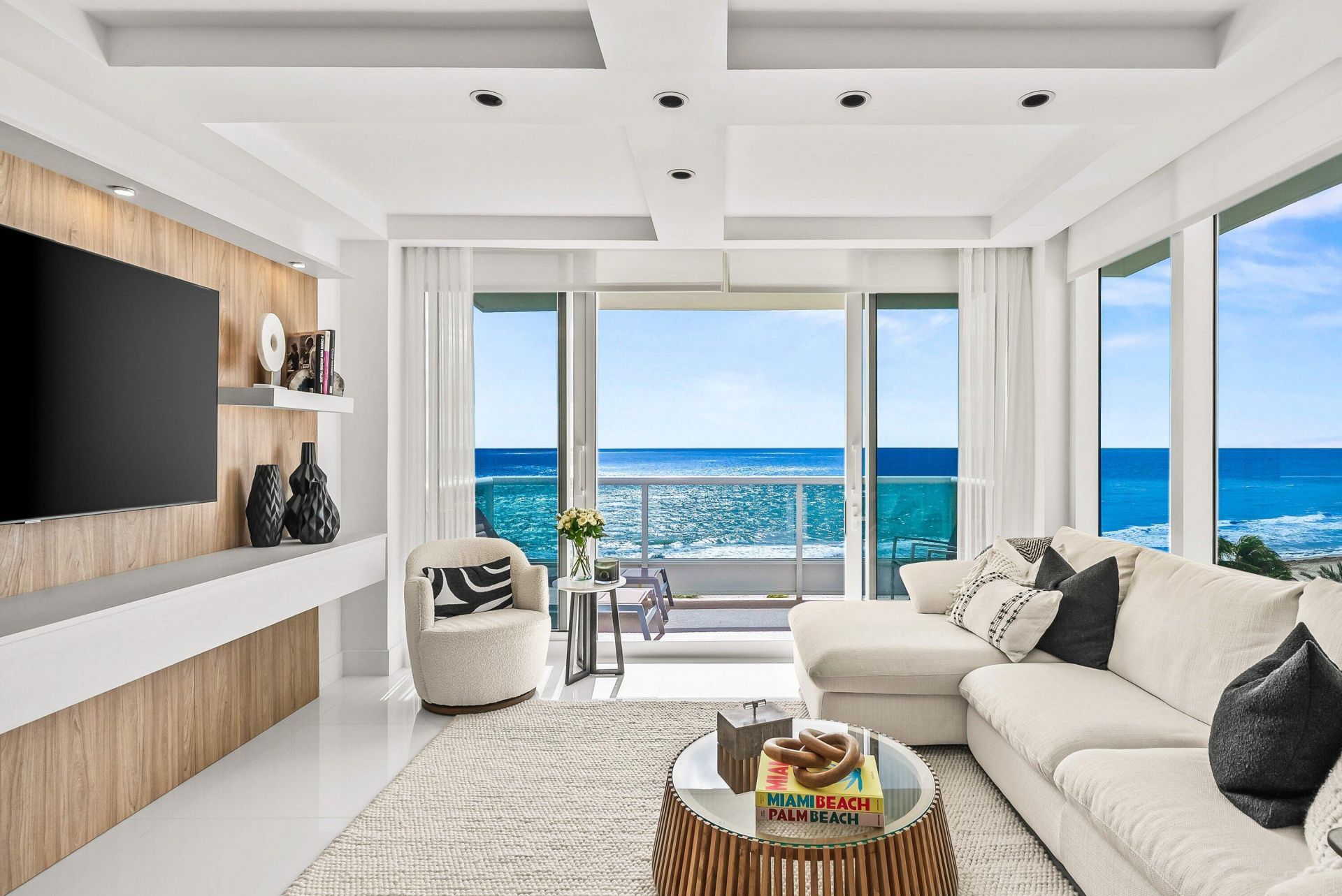 700 S Ocean Boulevard, Unit 705, Boca Raton, FL 33432 Photo