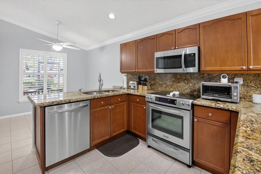 6304 Barton Creek Circle, Lake Worth, FL 33463 Photo