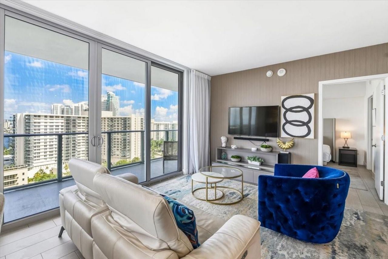 4010 S Ocean Drive, Unit R1102, Hollywood, FL 33019 Photo