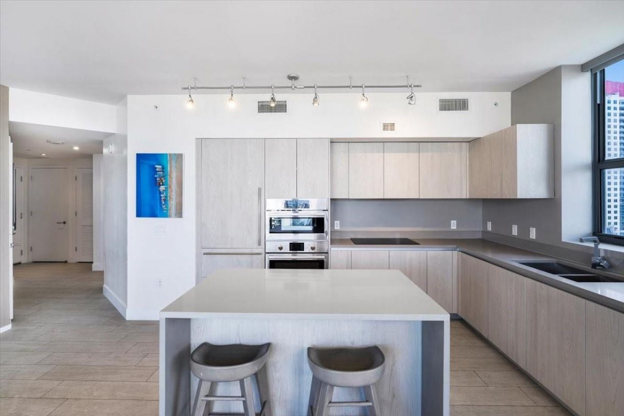 4010 S Ocean Drive, Unit R1102, Hollywood, FL 33019 Photo