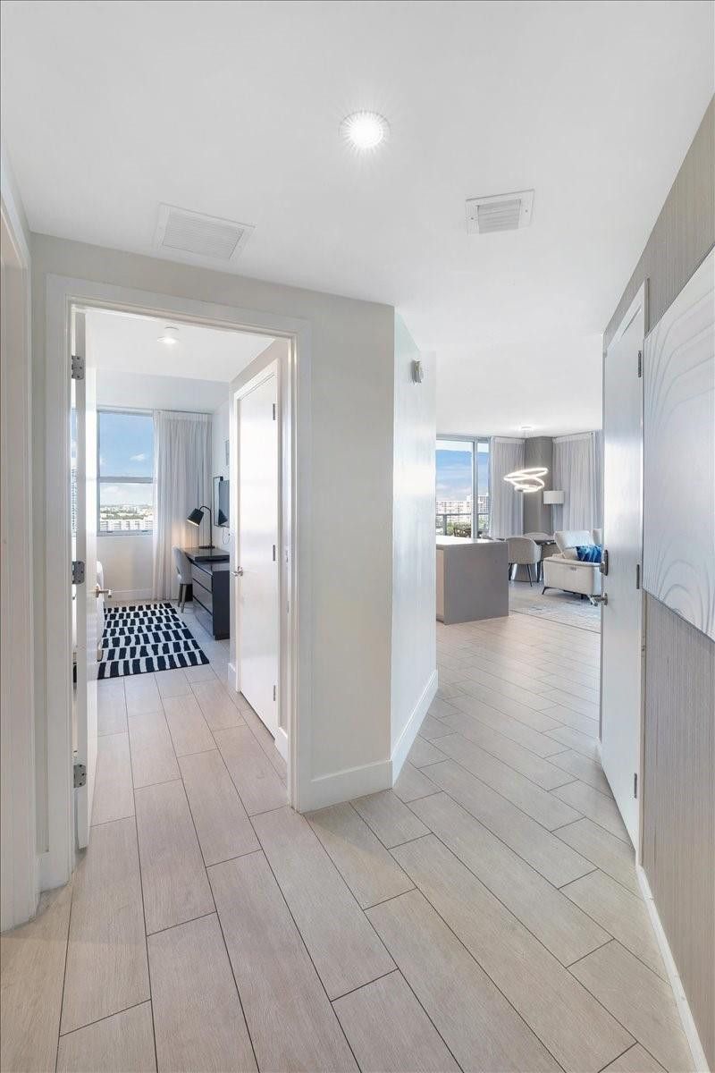 4010 S Ocean Drive, Unit R1102, Hollywood, FL 33019 Photo