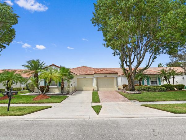 6077 Lake Hibiscus Drive, Delray Beach, FL 33484