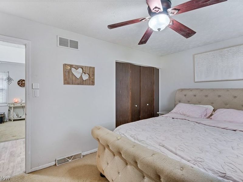 506 Garden Valley Court, Youngstown, OH 44512 Photo 21