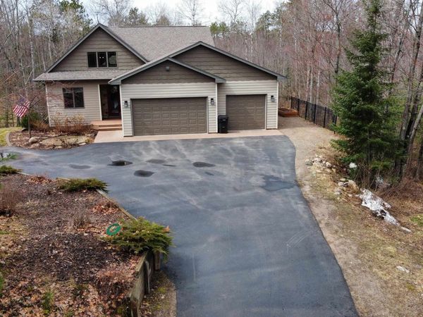 4398 North Shore Drive, Rhinelander, WI 54501