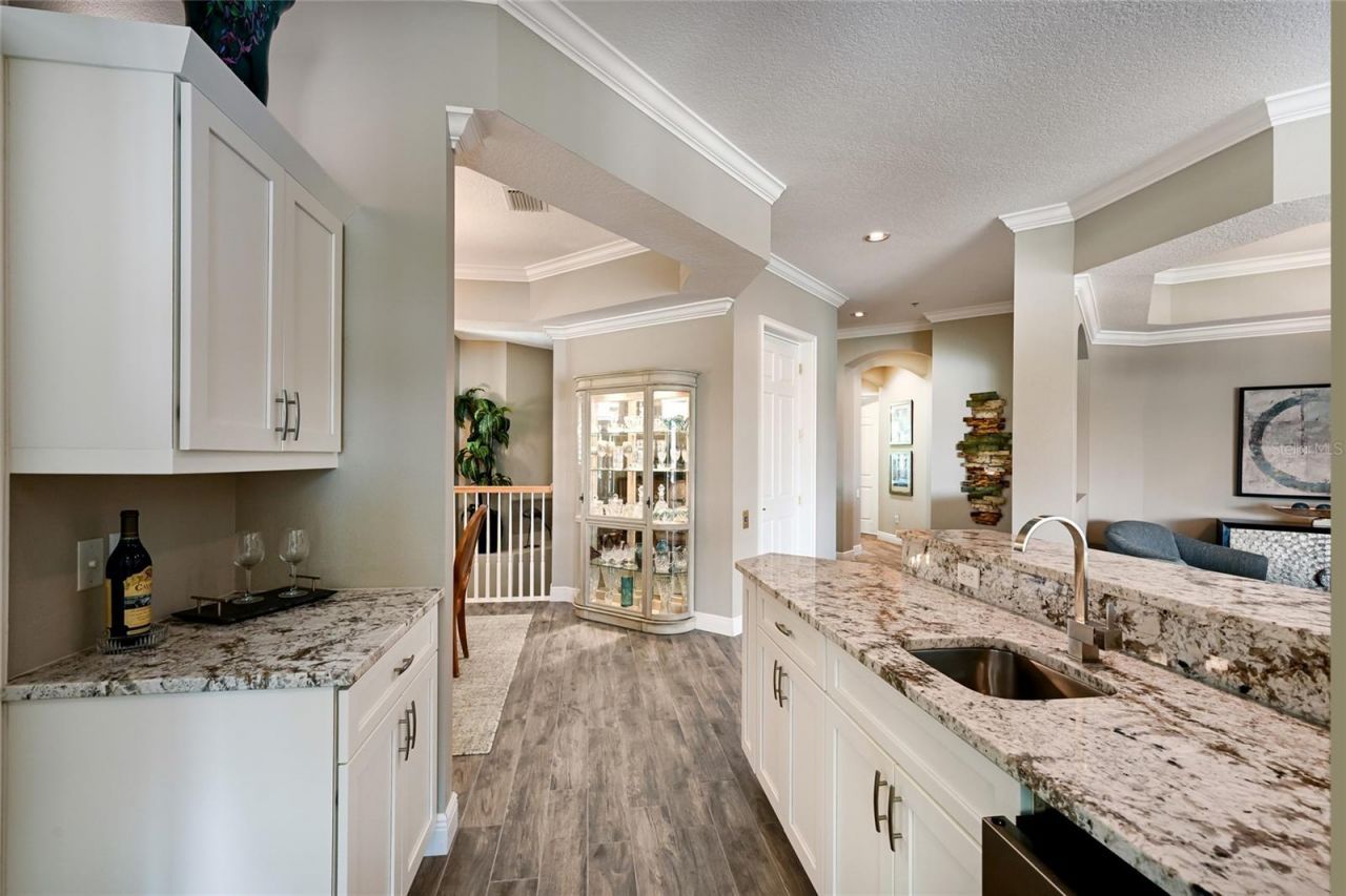 6523 Moorings Point Circle, Unit 202, Lakewood Ranch, FL 34202 Photo