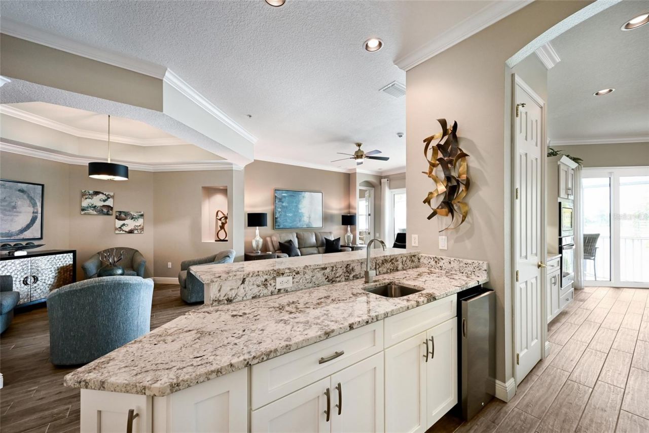 6523 Moorings Point Circle, Unit 202, Lakewood Ranch, FL 34202 Photo