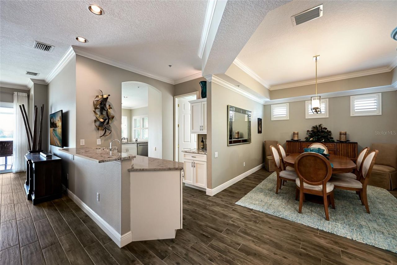 6523 Moorings Point Circle, Unit 202, Lakewood Ranch, FL 34202 Photo