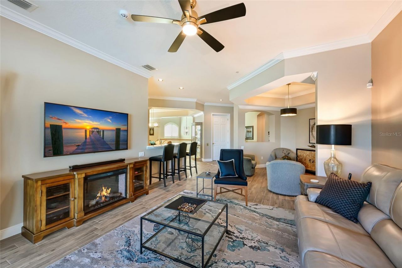 6523 Moorings Point Circle, Unit 202, Lakewood Ranch, FL 34202 Photo