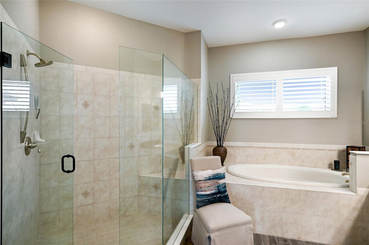 6523 Moorings Point Circle, Unit 202, Lakewood Ranch, FL 34202 Photo