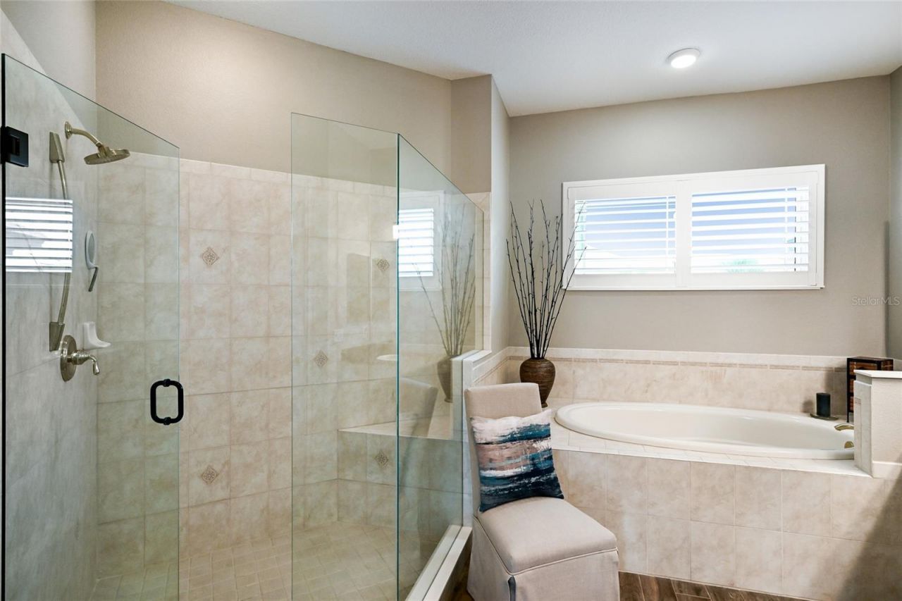 6523 Moorings Point Circle, Unit 202, Lakewood Ranch, FL 34202 Photo