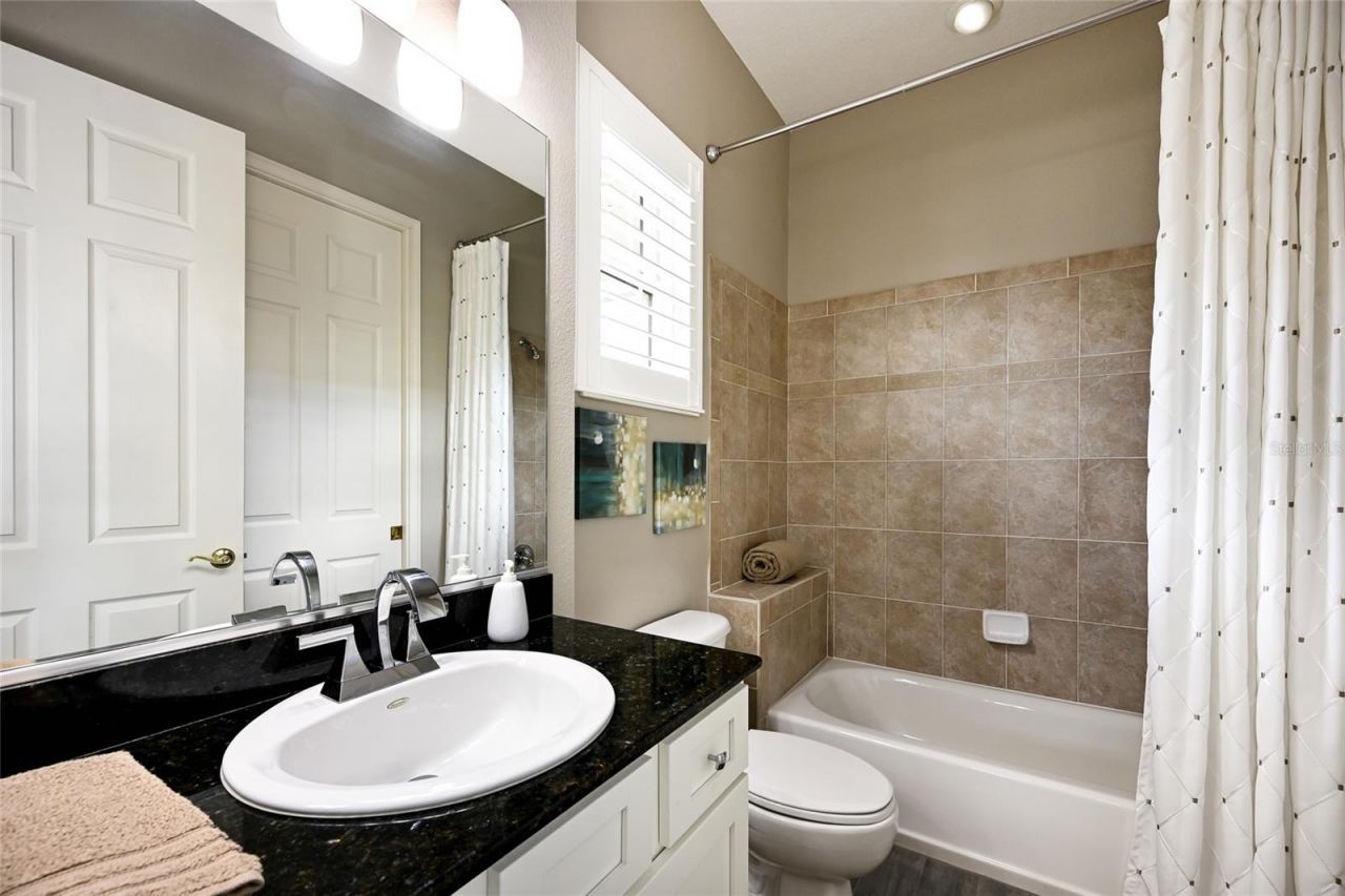 6523 Moorings Point Circle, Unit 202, Lakewood Ranch, FL 34202 Photo