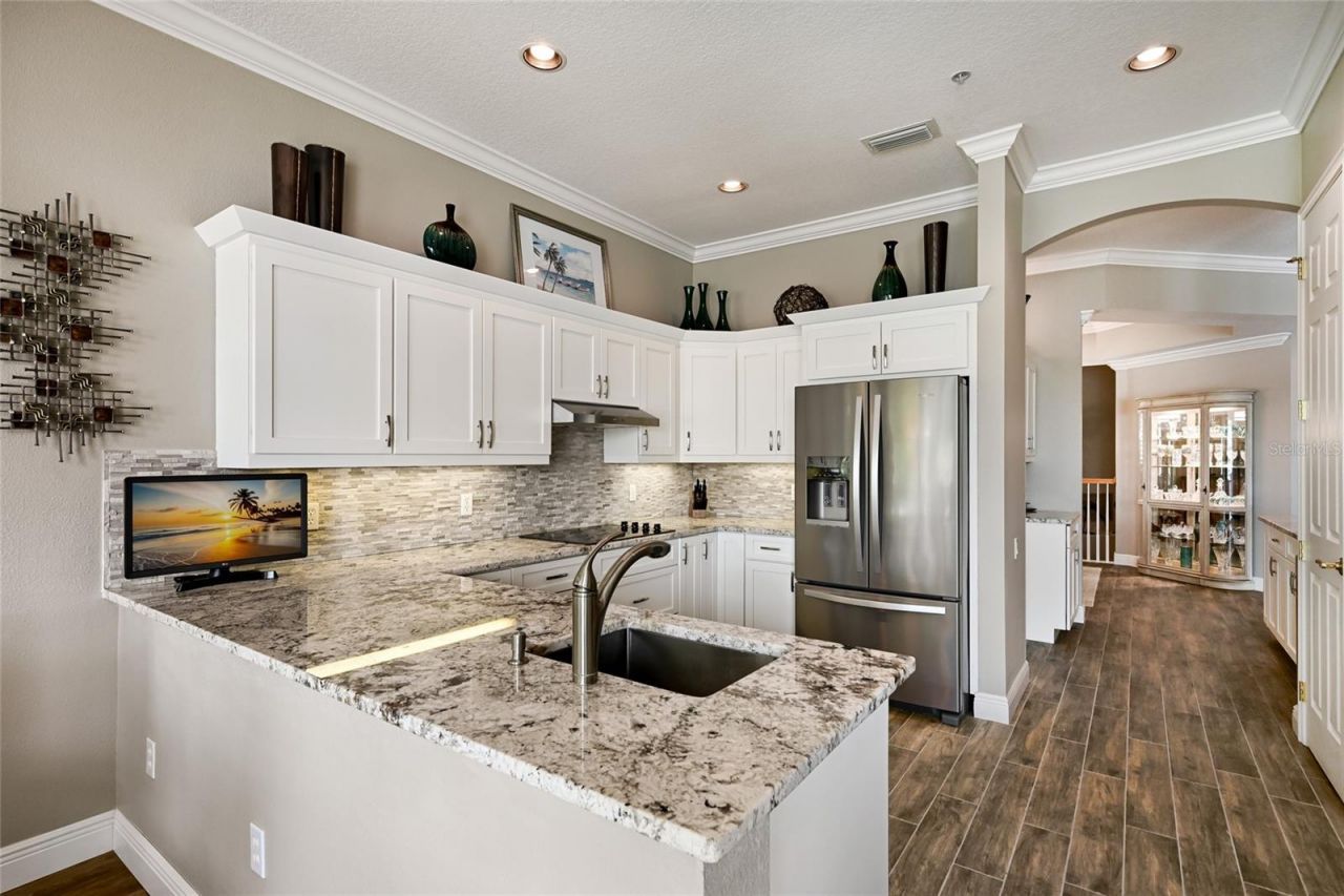 6523 Moorings Point Circle, Unit 202, Lakewood Ranch, FL 34202 Photo