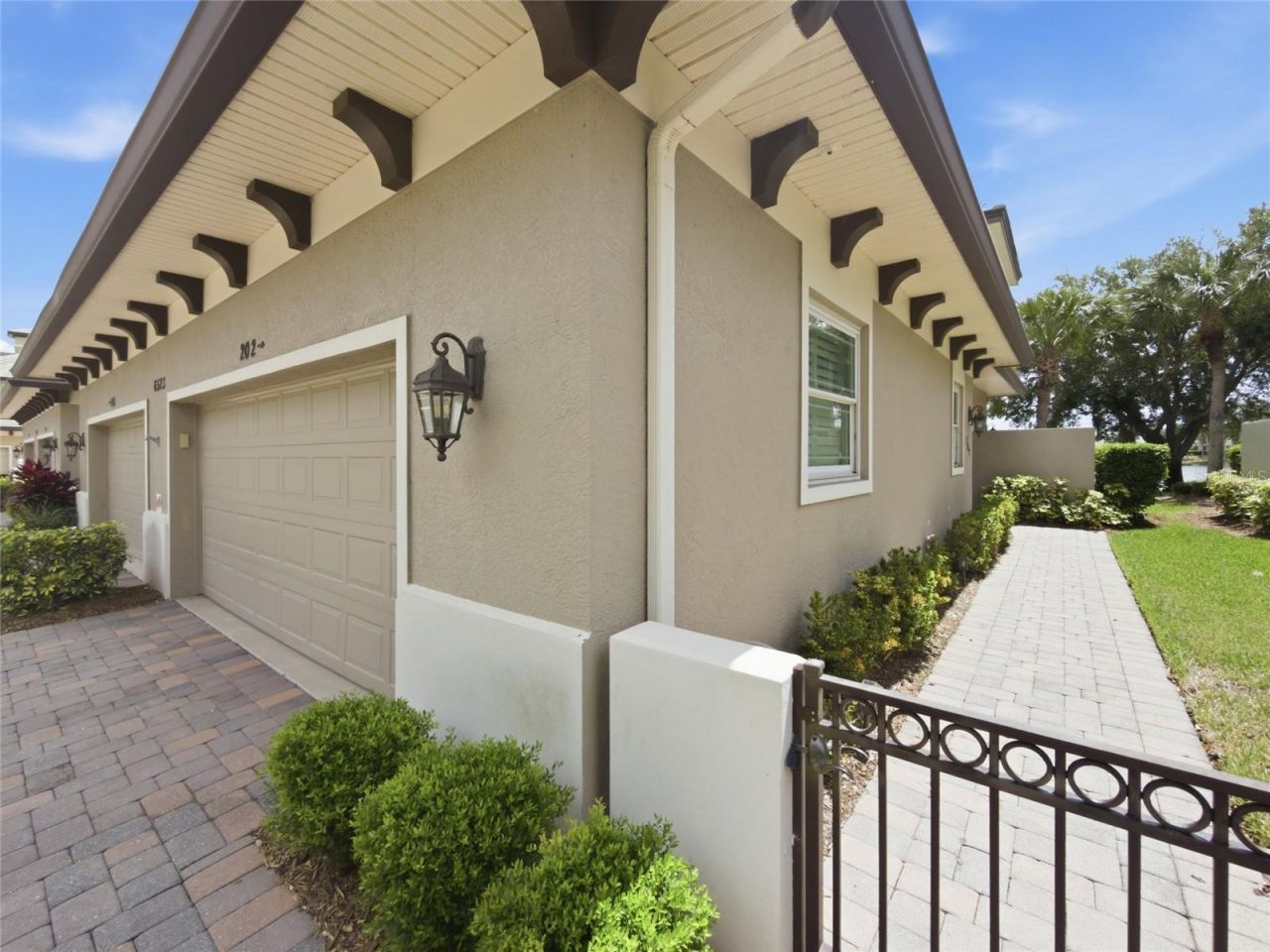 6523 Moorings Point Circle, Unit 202, Lakewood Ranch, FL 34202 Photo
