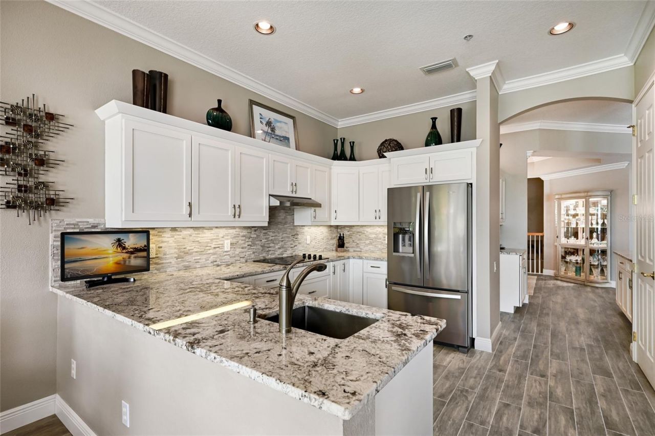 6523 Moorings Point Circle, Unit 202, Lakewood Ranch, FL 34202 Photo