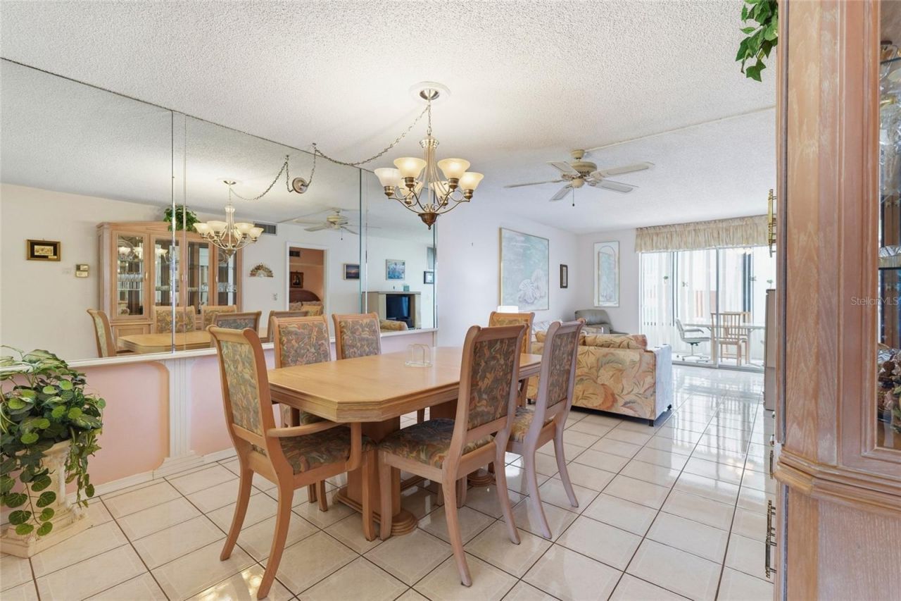 2609 Woodgate Lane, Unit K4, Sarasota, FL 34231 Photo