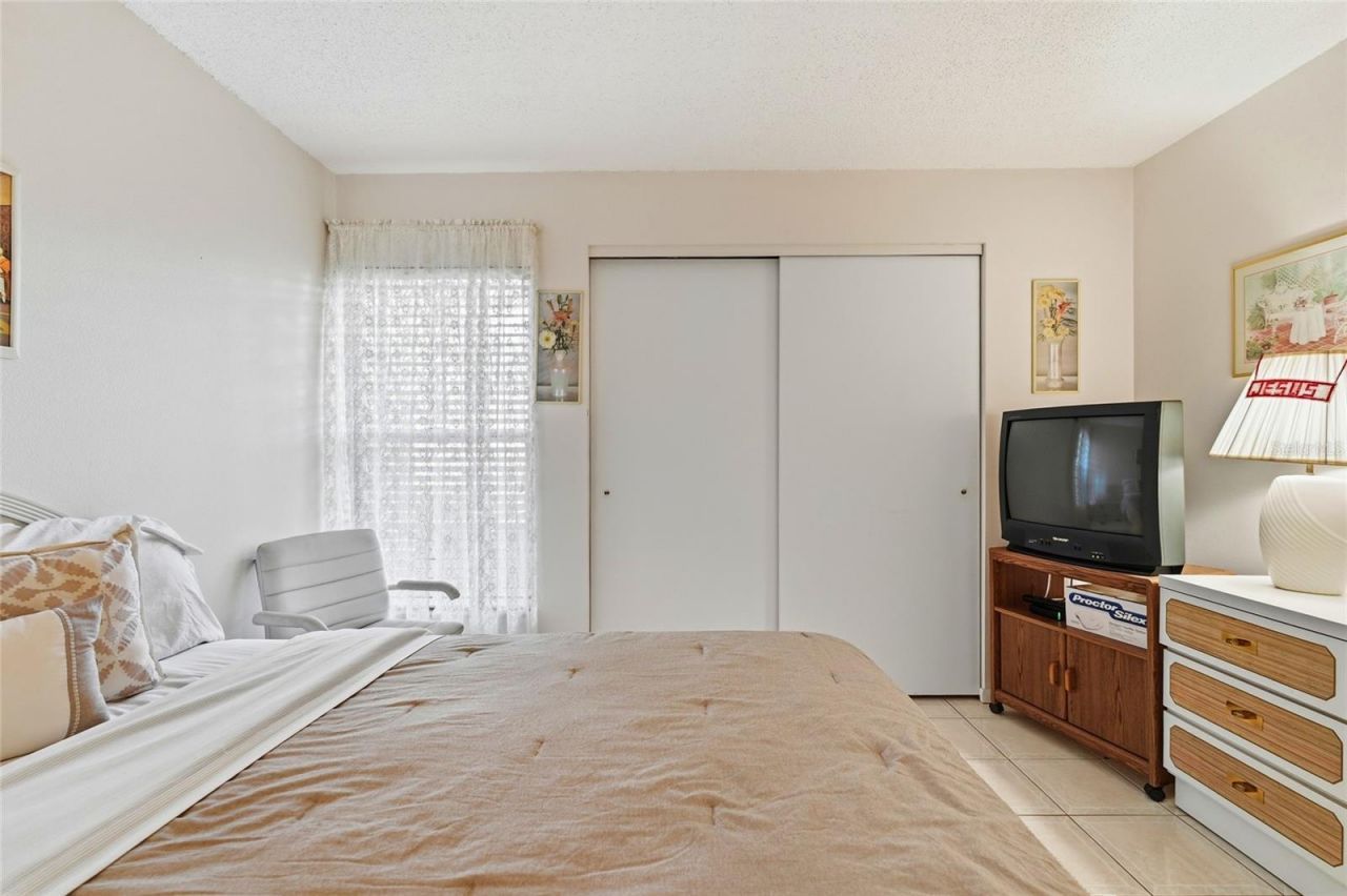 2609 Woodgate Lane, Unit K4, Sarasota, FL 34231 Photo