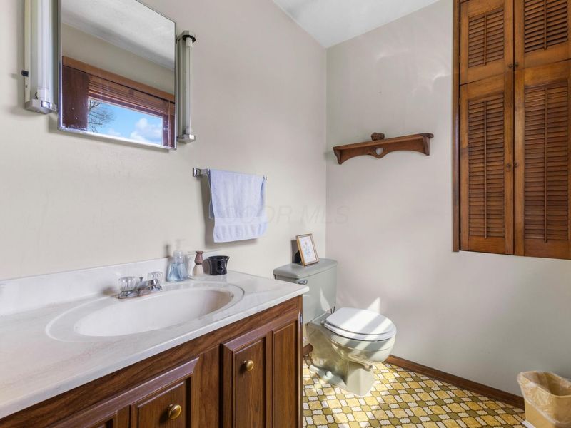 8225 Fosnaugh School Road SW, Stoutsville, OH 43154 Photo 15