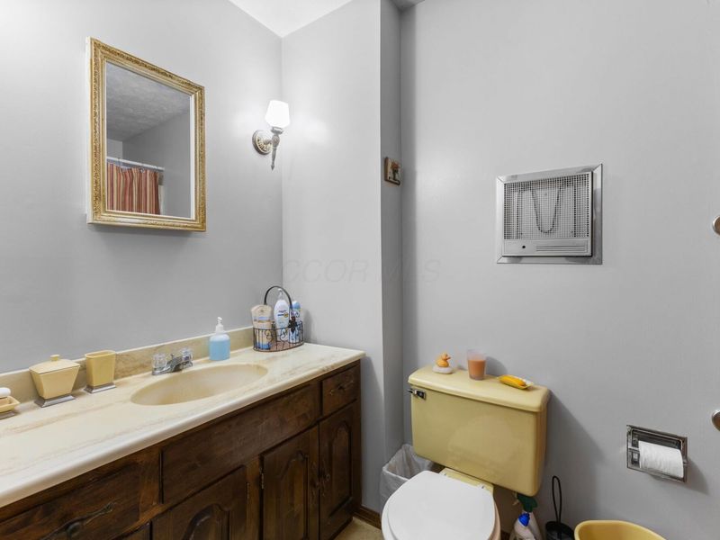 8225 Fosnaugh School Road SW, Stoutsville, OH 43154 Photo 19