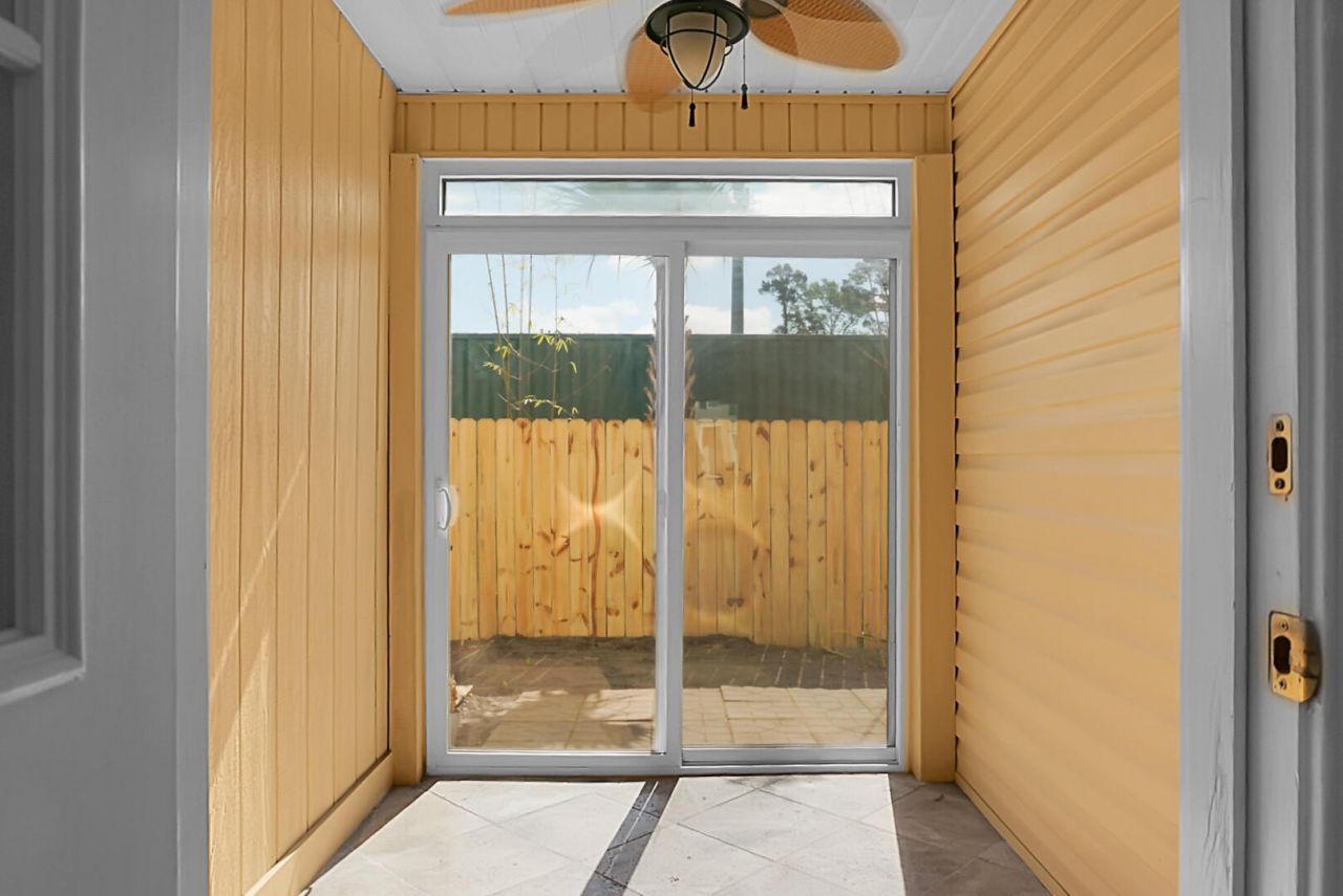 1545 Ashley River Road Photo 9