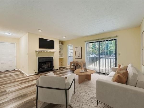 1607 Woodcliff Drive, Atlanta, GA 30350