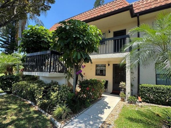 7269 Golf Colony Ct, Unit 202, Lake Worth, FL 33467