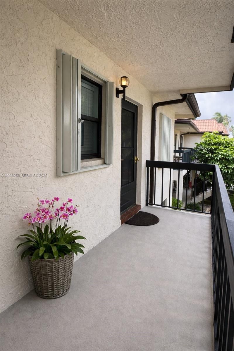 7269 Golf Colony Ct, Unit 202, Lake Worth, FL 33467 Photo