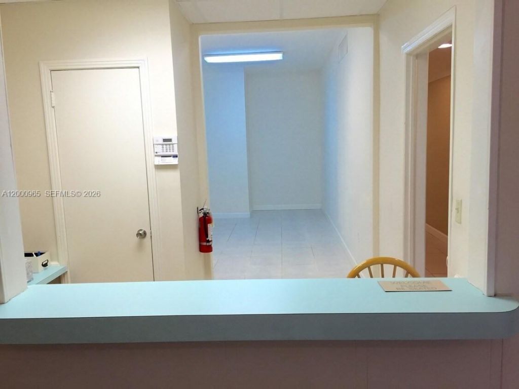 3113 Ponce De Leon Blvd, Coral Gables, FL 33134 Photo