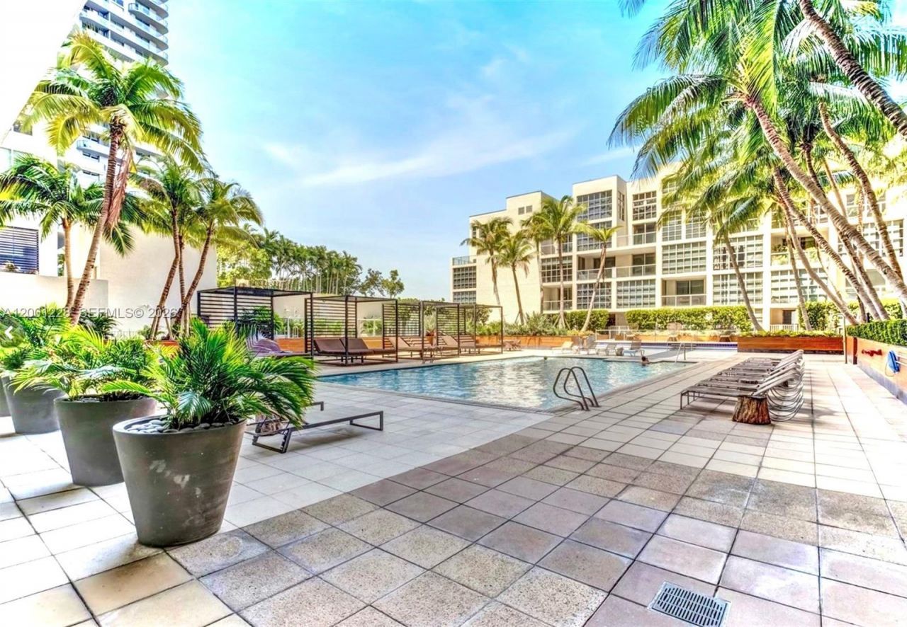 3470 E Coast Ave, Unit H1610, Miami, FL 33137 Photo