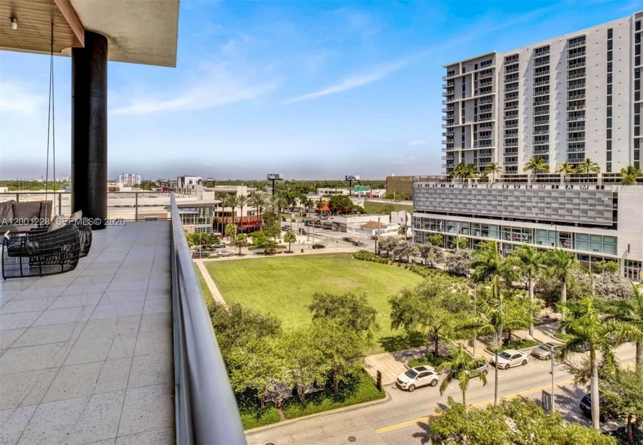 3470 E Coast Ave, Unit H1610, Miami, FL 33137 Photo