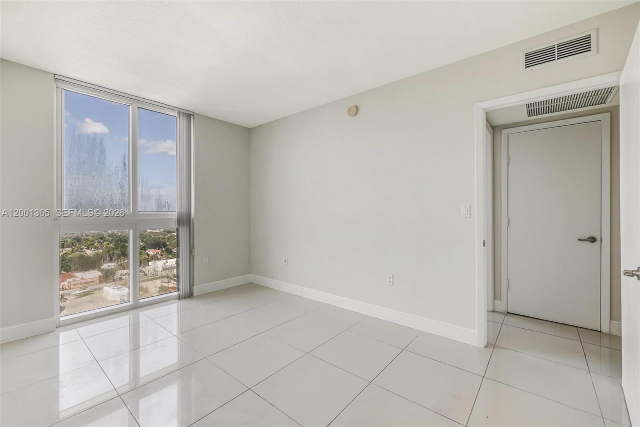 1861 NW S River Dr, Unit 2006, Miami, FL 33125 Photo