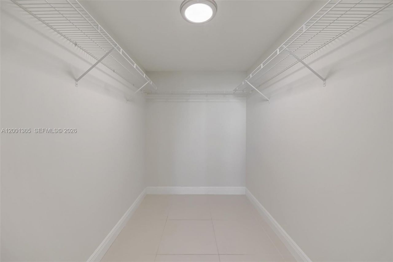 1861 NW S River Dr, Unit 2006, Miami, FL 33125 Photo