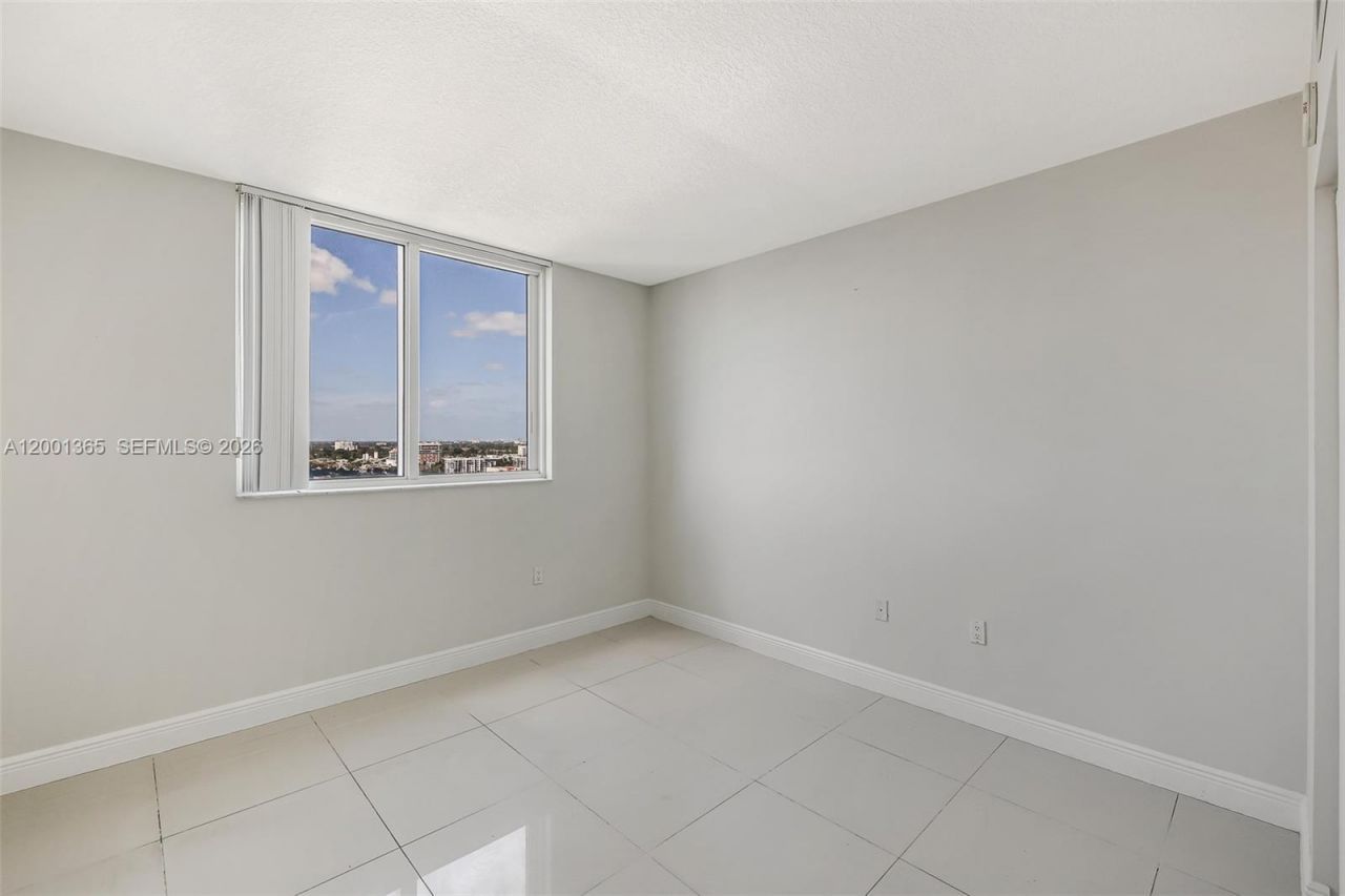 1861 NW S River Dr, Unit 2006, Miami, FL 33125 Photo