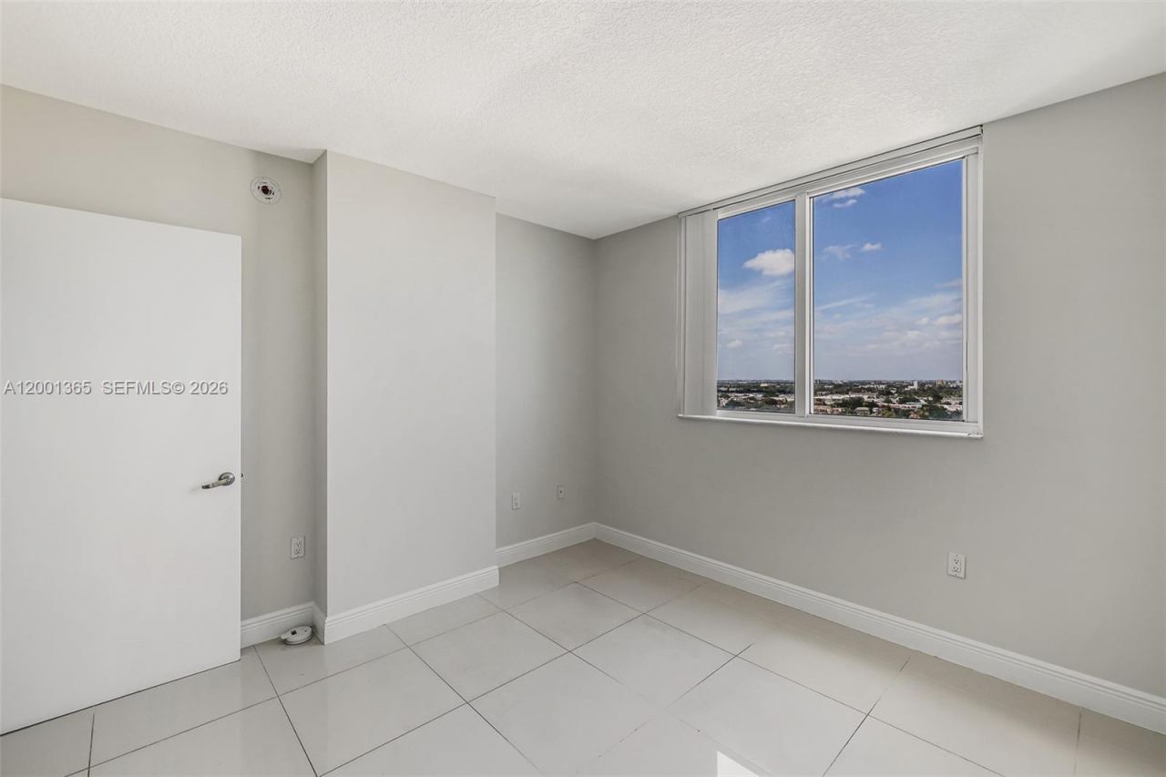 1861 NW S River Dr, Unit 2006, Miami, FL 33125 Photo