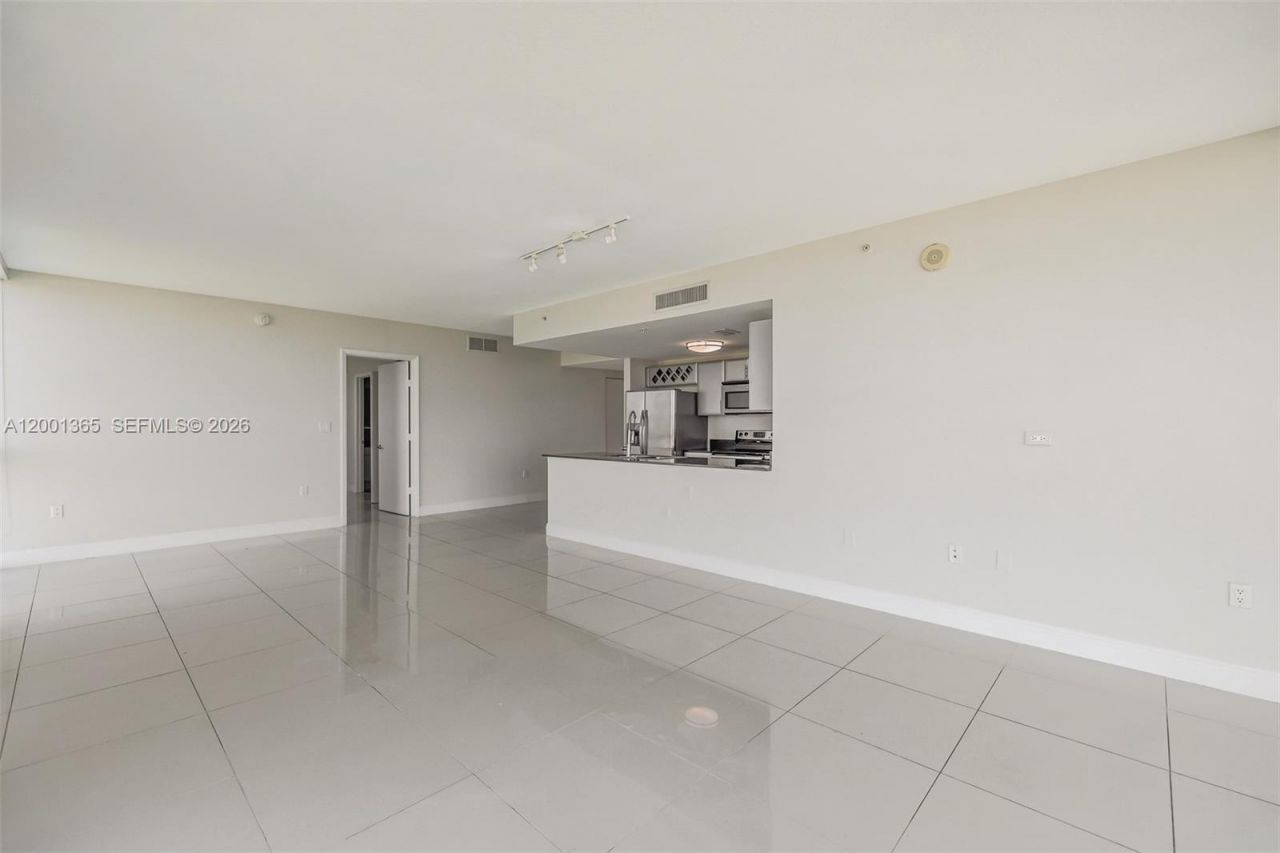 1861 NW S River Dr, Unit 2006, Miami, FL 33125 Photo