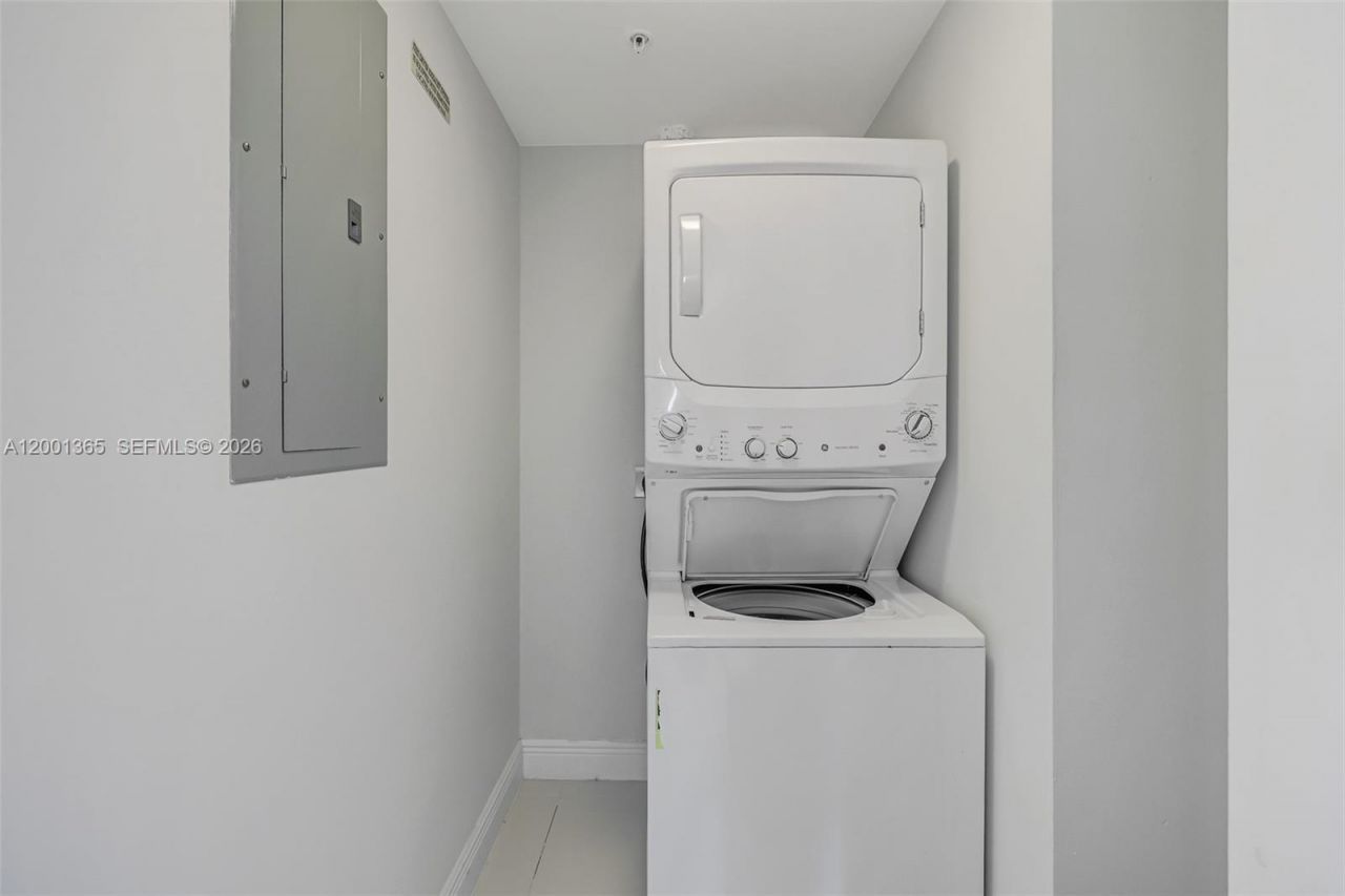 1861 NW S River Dr, Unit 2006, Miami, FL 33125 Photo