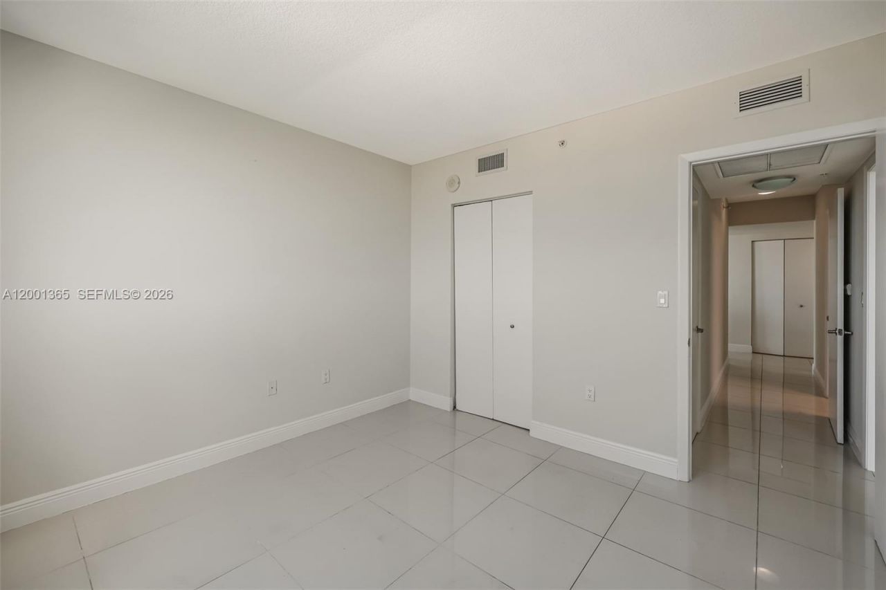 1861 NW S River Dr, Unit 2006, Miami, FL 33125 Photo