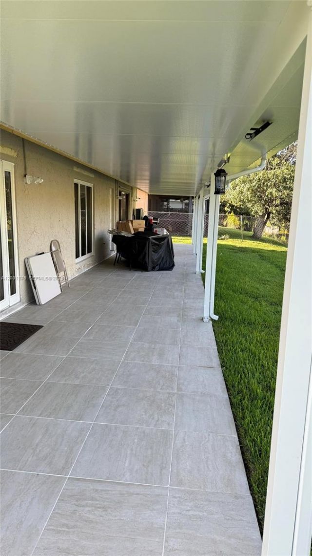 5421 NW 84th Ave, Lauderhill, FL 33351 Photo