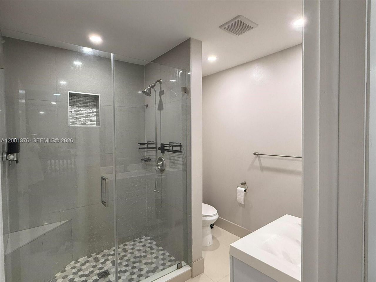 5421 NW 84th Ave, Lauderhill, FL 33351 Photo