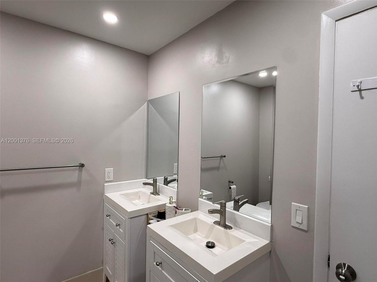 5421 NW 84th Ave, Lauderhill, FL 33351 Photo