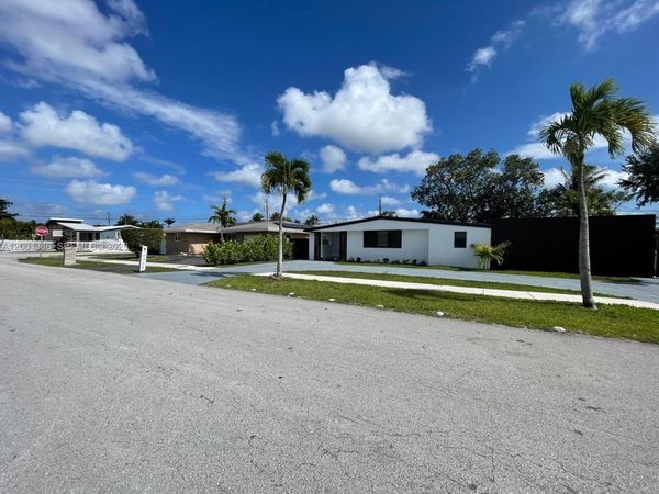 10460 SW 26th Ter, Unit NA, Miami, FL 33165
