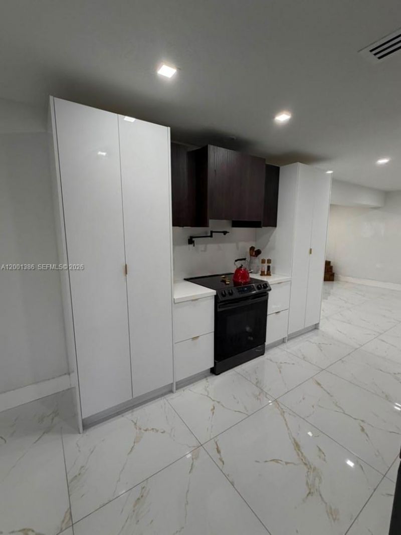 10460 SW 26th Ter, Unit NA, Miami, FL 33165 Photo