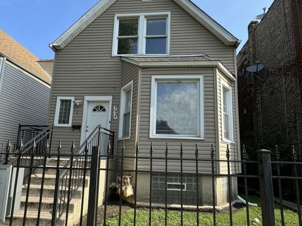 5018 W Concord Place , Chicago, IL 60639