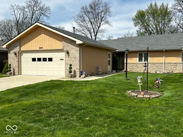 604 N Buckingham Court, Anderson, IN 46013