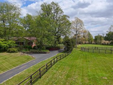 3400 Thruston Dermont Rd, Owensboro, KY 42303