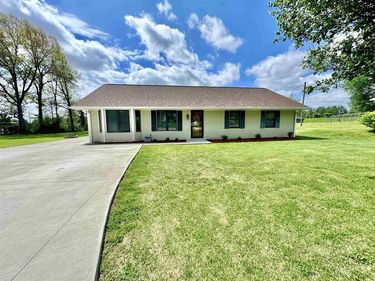 5412 Dee Acres Dr, Philpot, KY 42366