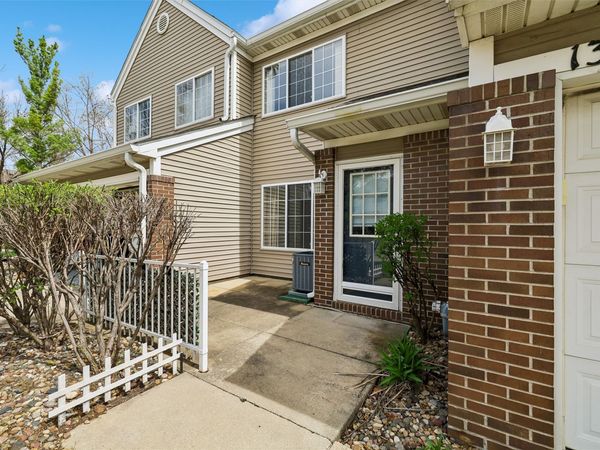 6855 Woodland Avenue , Unit 1302, West Des Moines, IA 50266