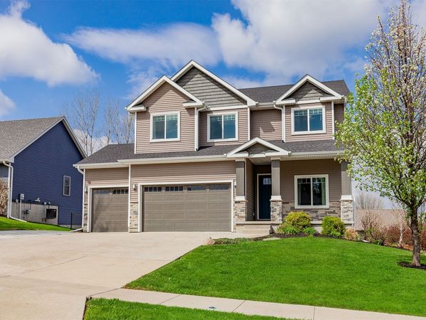 4104 Lakeland Court , Des Moines, IA 50320